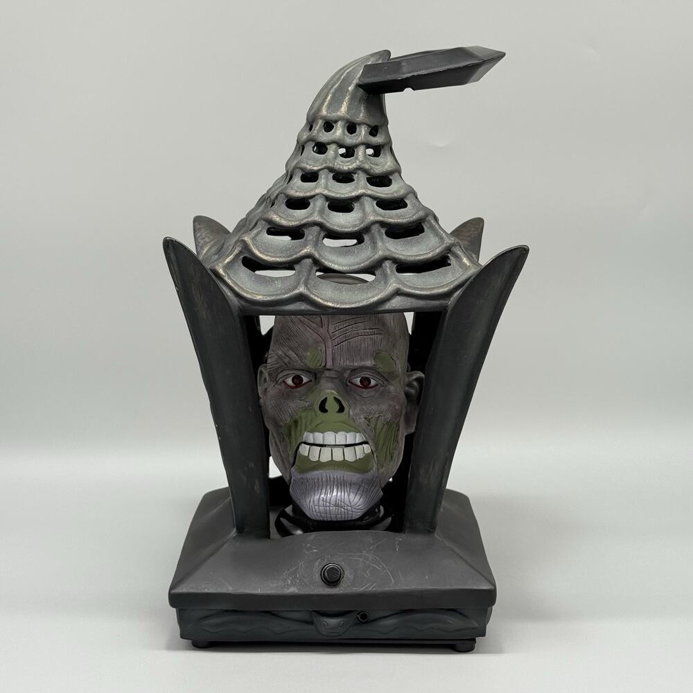 Vintage Gemmy Animated Head Lights Skull Lantern Sound Animated Halloween Decor